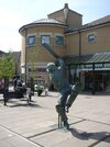 Hastings_Statue_1.jpg